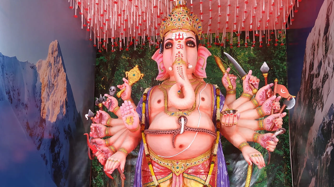 తెలంగాణలో గణేష్ మండపాలు ఏర్పాటు చేసుకునేవారికి శుభవార్త.. ఉచితంగా విద్యుత్.. ఎలా పొందాలంటే..?