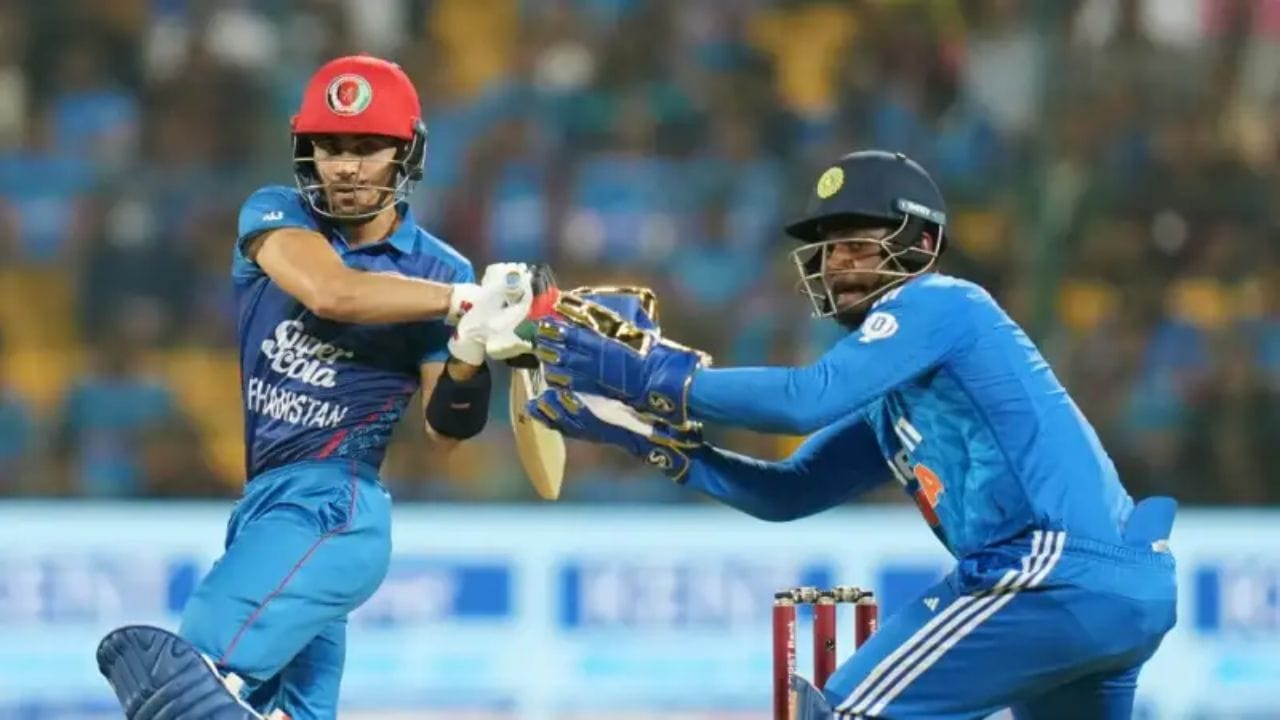 మొత్తం రాబడి రూ. 85 కోట్లు..: మీడియా హక్కులు, ఫీల్డ్ స్పాన్సర్షిప్లు, ఢిల్లీ స్టేడియం టిక్కెట్ల అమ్మకాలను కూడా కలుపుకుంటే, ఈ సిరీస్ ద్వారా వచ్చిన మొత్తం ఆదాయం రూ. 75 నుంచి 85 కోట్లకు పైగా చేరింది. ఢిల్లీ స్టేడియం అద్దె, బీసీసీఐ ఫీజులు, ఆటగాళ్ల ఖర్చులతో సహా అన్ని నిర్వహణ ఖర్చులను తీసివేసిన తర్వాత, ఆఫ్ఘనిస్తాన్ క్రికెట్ బోర్డు రూ. 50 కోట్లకు పైగా లాభం ఆర్జించినట్లు సమాచారం.