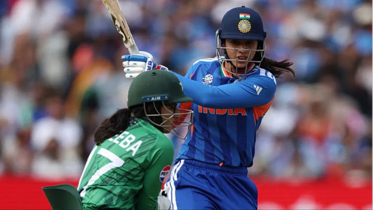 Ind W Vs Pak W Smriti Mandhanas