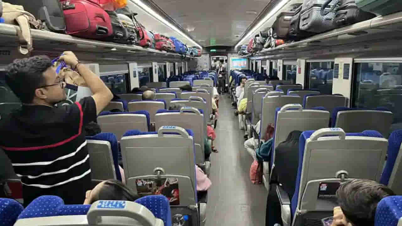 Indian Railways: రైళ్లల్లో వారికి ఉచిత ప్రయాణ సౌకర్యం.. ఏసీ కోచుల్లో జీవితాంతం ఫ్రీ.. నవంబర్ 1 నుంచే అమల్లోకి..