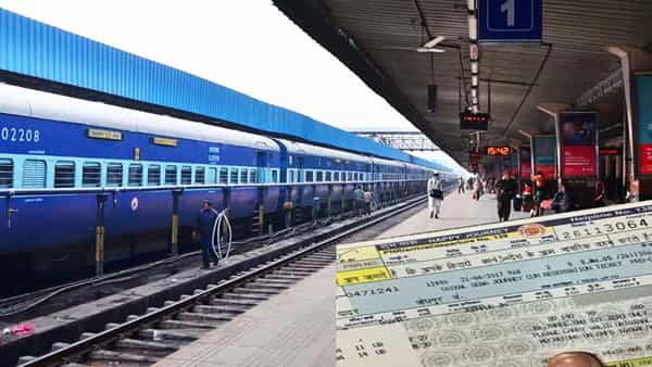 Indian Railways: పండగల్లో రైలు ప్రయాణమా? కన్ఫర్మ్డ్ టిక్కెట్ కోసం ఈ సింపుల్ టిప్స్.. ఎవ్వరు చెప్పని సీక్రెట్స్!