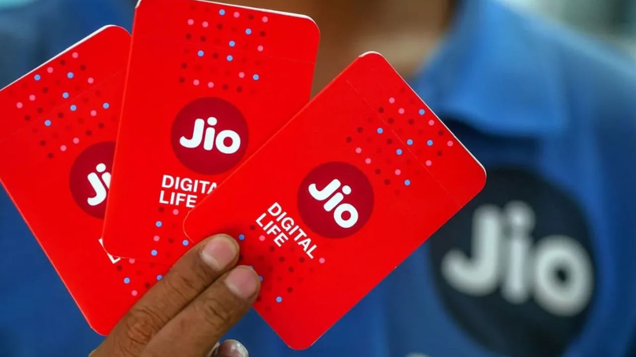 Jio: ఏపీలో రిలయన్స్ జియో రికార్డుల సునామీ.. ఒక్క నెలలోనే ఎన్ని లక్షల మంది చేరారో తెలుసా?