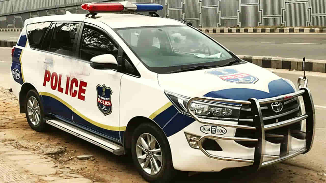 పోలీస్ స్టేషన్కు వచ్చి మరీ పెట్రోలింగ్ వైహికల్ ఎత్తుకెళ్లిన మందుబాబు.. అసలేంజరిగిందంటే?