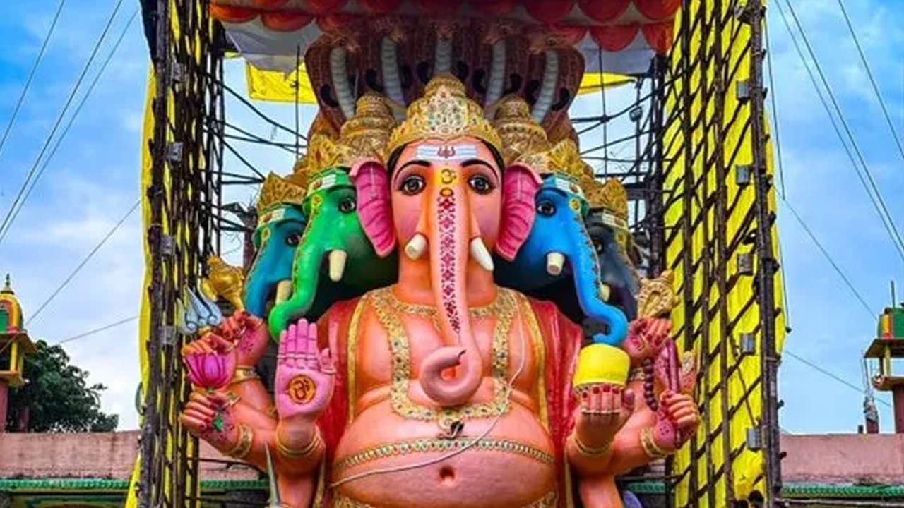 Khairatabad Ganapathi 4