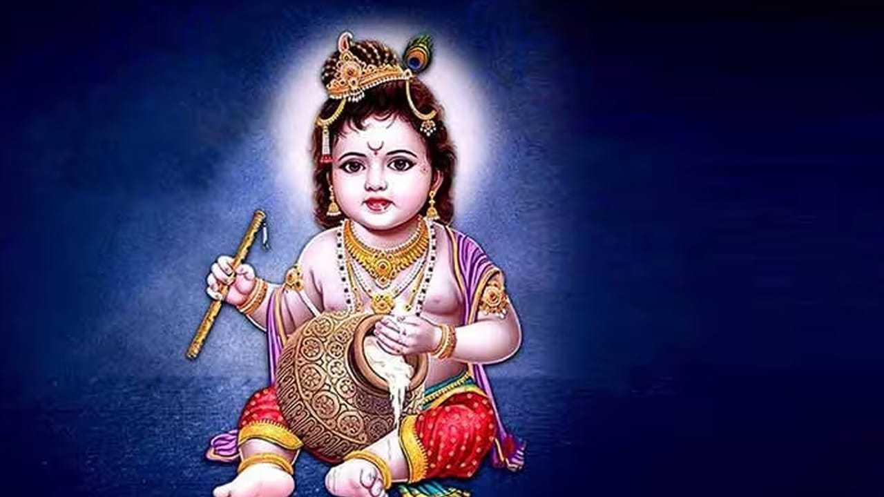 అందుకే 27 నక్షత్రాలలో రోహిణి నక్షత్రం చాలా ప్రత్యేకమైనది. అంతే కాకుండా పవిత్రమైనది అంటారు. అంతే కాకుండా ఈ నక్షత్రంలో జన్మించిన వారు మాట్లాడే విధానం కూడా చాలా ప్రత్యేకంగా ఉంటుందంట. మర్యాదపూర్వకంగా, మృదువుగా మాట్లాడుతుంటారు. అంతే కాకుండా వీరికి అందరినీ ఆకట్టుకునే శక్తి ఎక్కువగా ఉంటుంది. వీరి కళ్లలో ప్రత్యేకమైన మెరుపు కనిపిస్తుంది.