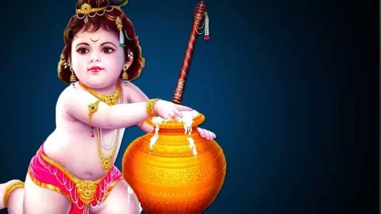 అంతే కాకుండా వీరు మాట్లాడే విధానం కూడా అందరికంటే భిన్నంగా చాలా అందంగా ఉంటుంది. వీరు అందరిపై ఎక్కువ ప్రేమను కురిపిస్తారు. ఈ నక్షత్రంలో జన్మించిన వారు కళాత్మకమైన వ్యక్తిత్వాన్ని కలిగి ఉంటారు. వీరిని ప్రతి ఒక్కరూ ఇష్టపడతారు. అంతే కాకుండా అందరి దృష్ణిని కూడా ఆకర్షిస్తారు.
