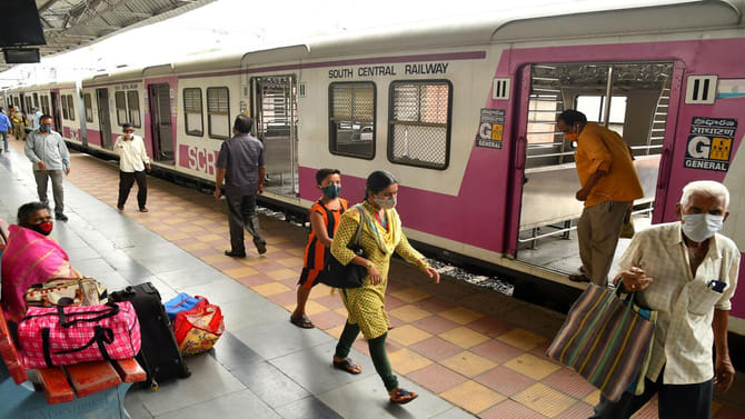 MMTS: గణేష్ నిమజ్జనం సందర్భంగా ప్రత్యేక ఎంఎంటీఎస్ రైళ్లు