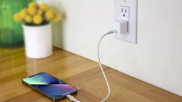 Phone Charging: కరెంట్ లేకపోయినా ఫోన్ ఛార్జింగ్ పెట్టుకోవచ్చు.. ఈ 5 సింపుల్ ట్రిక్స్ చాలామందికి తెలియదు..