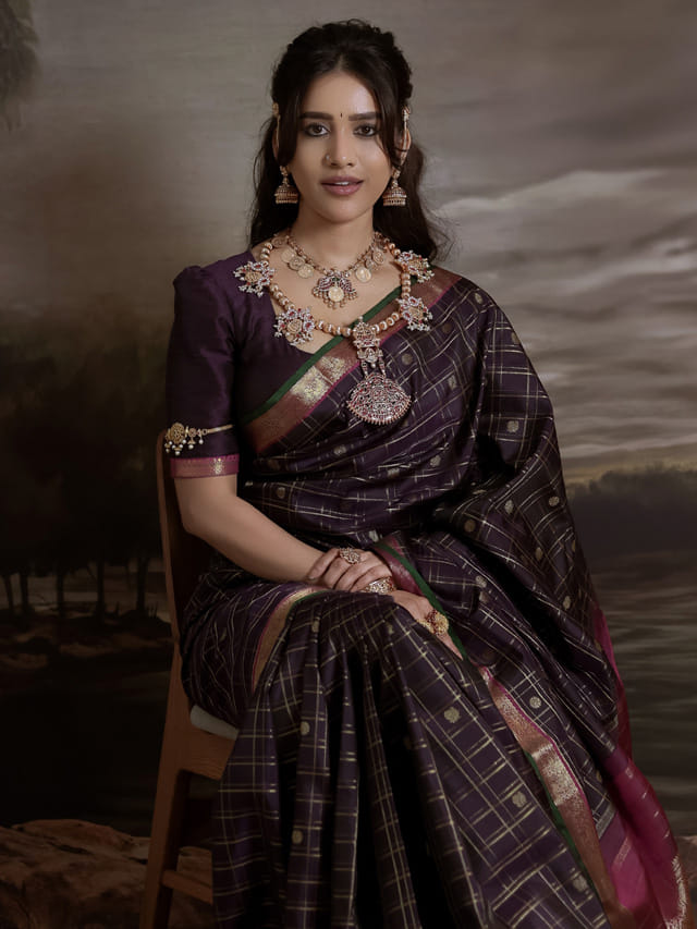 మోహినిలా మత్తెక్కిస్తున్న నభా నటేష్.. కిల్లింగ్ లుక్స్ తో ఇచ్చిపడేసిందిగా