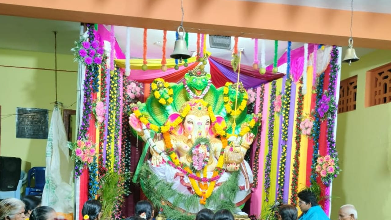 Andhra: 28 ఏళ్లుగా ఒక్కటే వినాయక విగ్రహం.. ఊరంతా ఒక్కటై పండుగ