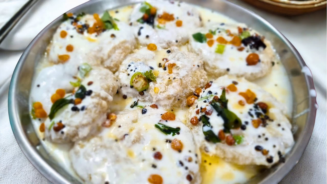 Perugu Vada 4
