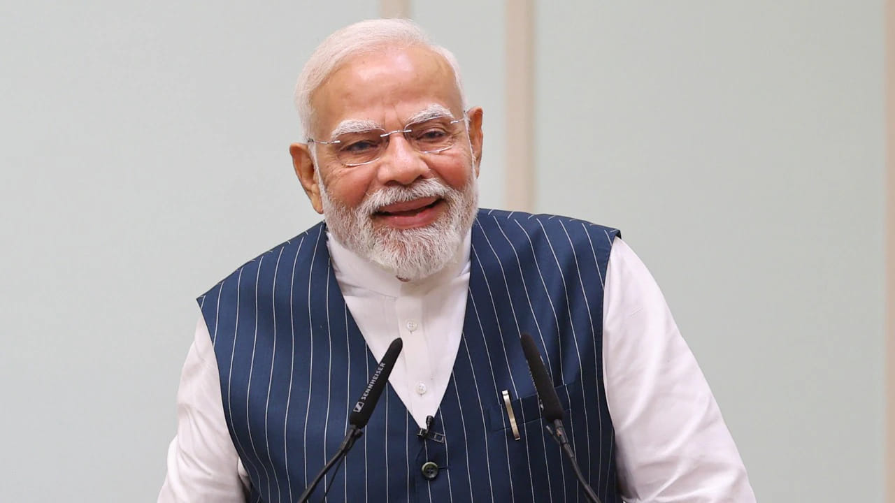 PM Modi Birthday: మోదీ ఖాతాలో 5 అరుదైన రికార్డులు.. నెహ్రూ రికార్డును సైతం అధిగమించిన ప్రధాని!