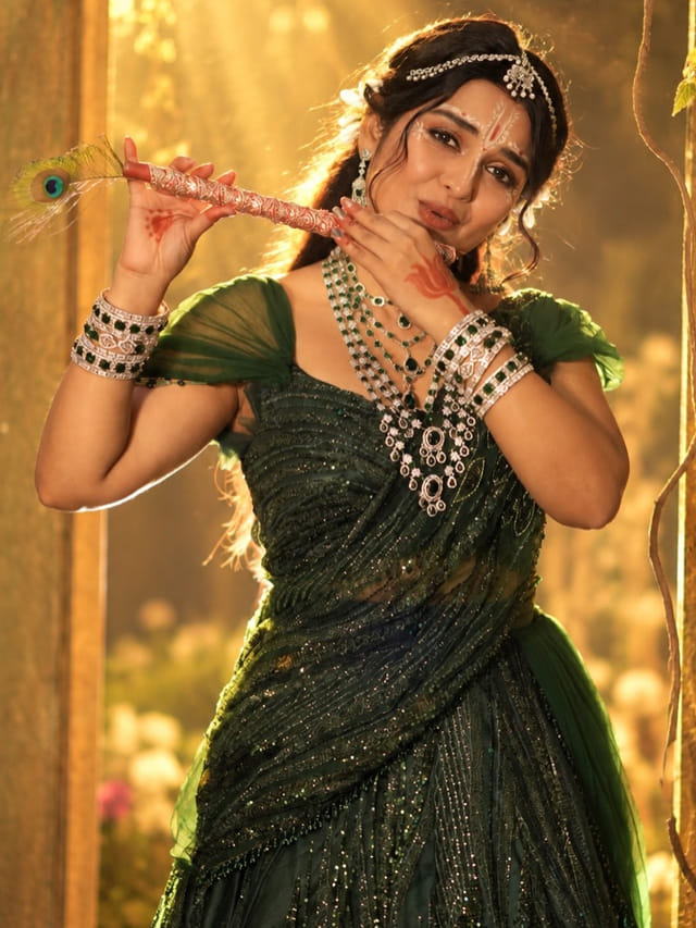 కృష్ణాష్ట‌మి వేళ రాధగా మారిన ప్రియాంక జైన్.. కనుల విందు చేస్తున్న పిక్స్