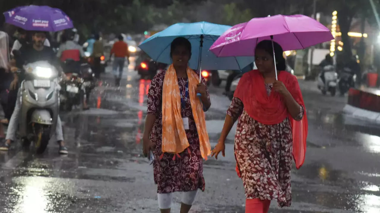 Weather Report: తెలుగు రాష్ట్రాలకు వాతావరణశాఖ అలర్ట్.. భారీ వర్షసూచన జారీ.. మూడ్రోజుల పాటు హెచ్చరిక..