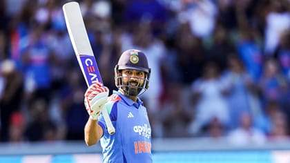 గౌహతీ వన్డేలో అదరగొట్టిన రోహిత్.. సెంచరీతో చెలరేగిన హిట్‌మ్యాన్!