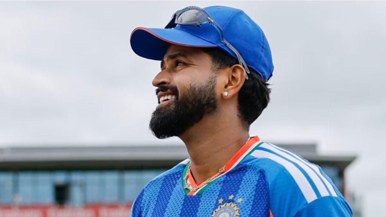 ప్రస్తుతం అఫ్గాన్పై కూడా ఆ దూకుడును కొనసాగిస్తోంది. ఇప్పటివరకు పూర్తయిన 10 మ్యాచ్లలో నాలుగు విజయాలు, ఆరు ఓటములు నమోదైనప్పటికీ, టాస్ లక్ విషయంలో మాత్రం అయ్యర్ సరికొత్త చరిత్రను లిఖించారు.