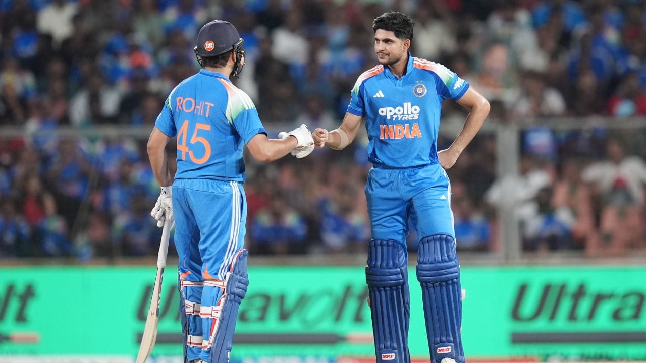 IND vs WI: రోహిత్ శర్మ రికార్డు బద్దలు కొట్టిన టీమిండియా ప్రిన్స్.. అదేంటంటే..?