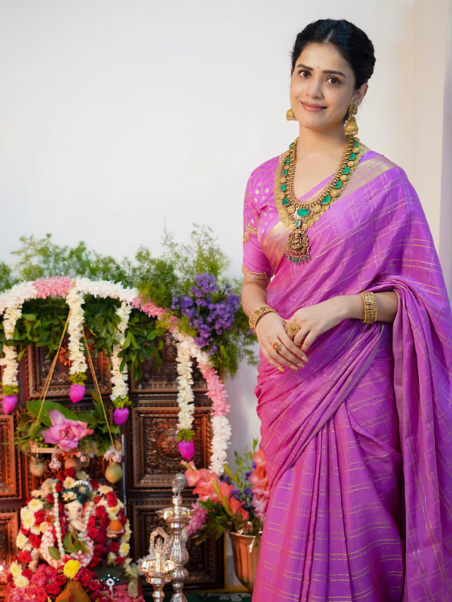 పుత్తడి బొమ్మలా తనూజా.. సిగ్గుతో చంపేస్తుందిగా..