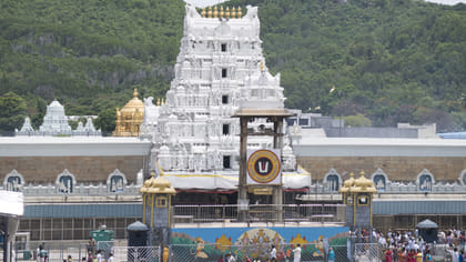 తిరుమల శ్రీవారి భక్తులకు శుభవార్త.. ఈ బస్సుల్లో ఫ్రీ జర్నీ..