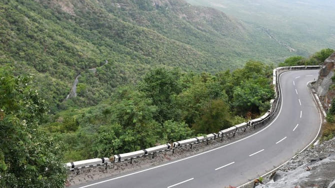 తిరుమల ఘాట్ రోడ్లలో బైక్‌లకు నో ఎంట్రీ..