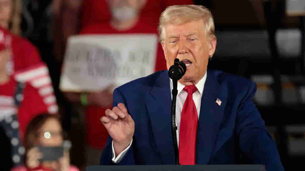 America: రష్యాపై అమెరికా కొత్త ఆంక్షలు.. భారత్పై 100% టారిఫ్ ముప్పు!