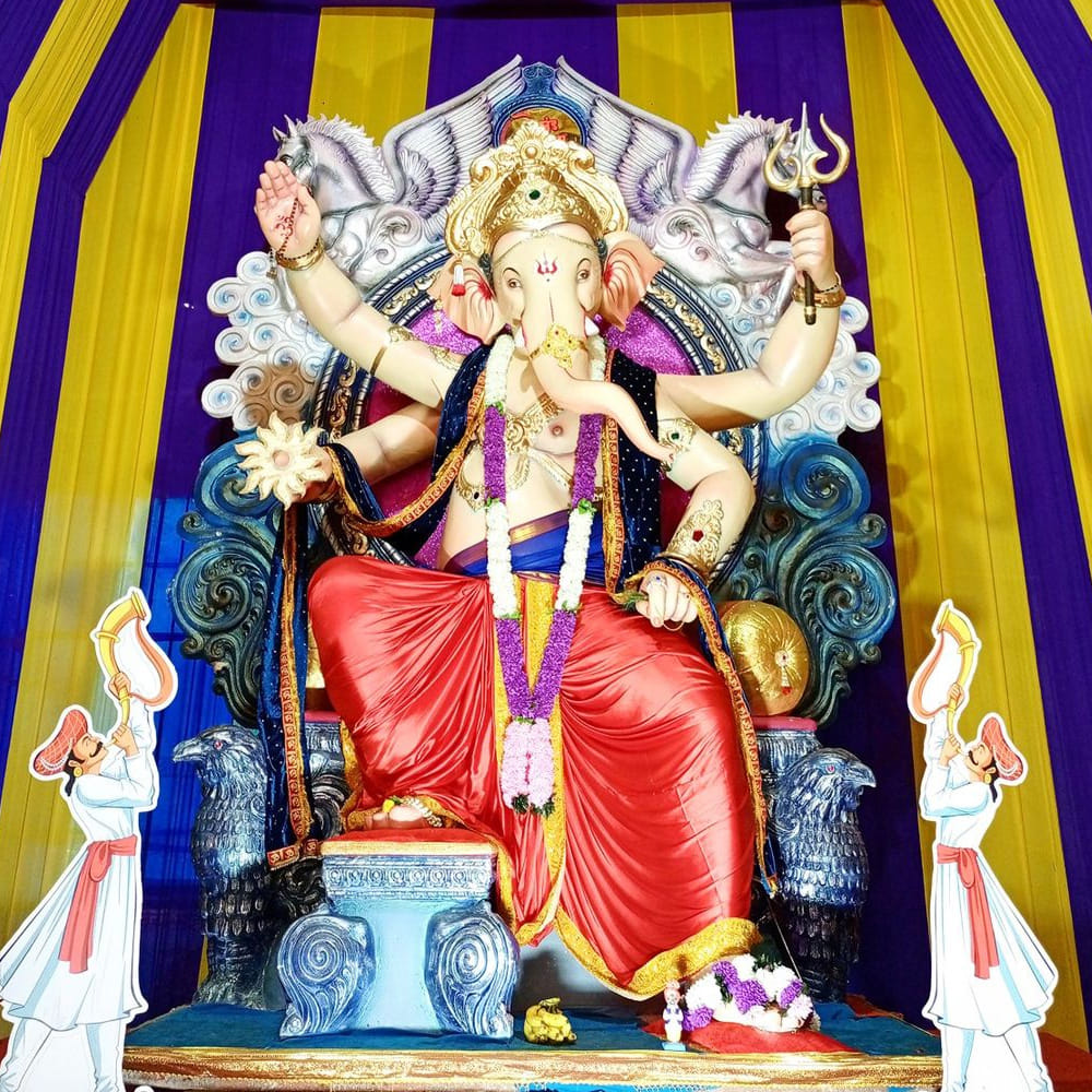 కాలం గడిచిపోయింది, ఆనాటి మట్టి రోడ్లు నేడు కాంక్రీట్ సిమెంట్ రోడ్లుగా మారాయి. ఆ పిల్లలంతా పెద్దవాళ్లయి జీవిత చక్రంలో పడిపోయారు. కానీ ప్రతి వినాయక చవితి వచ్చినప్పుడల్లా 90ల నాటి ఆ పవిత్రమైన, కల్మషం లేని రోజులు మన గుండెల్లో తీపి జ్ఞాపకాలుగా నిరంతరం మెదులుతూనే ఉంటాయి