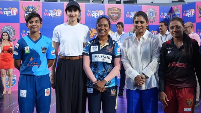 మంగళగిరిలో మొదలైన మహిళల టీ-20 క్రికెట్ సందడి