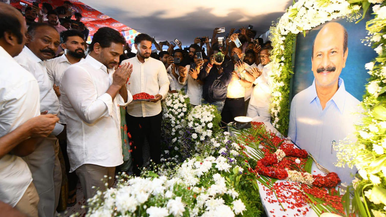 వైఎస్ జగన్ ఒంగోలు పర్యటన.. రాజశేఖర్ కుటుంబ పరామర్శతో రాజకీయ దుమారం!