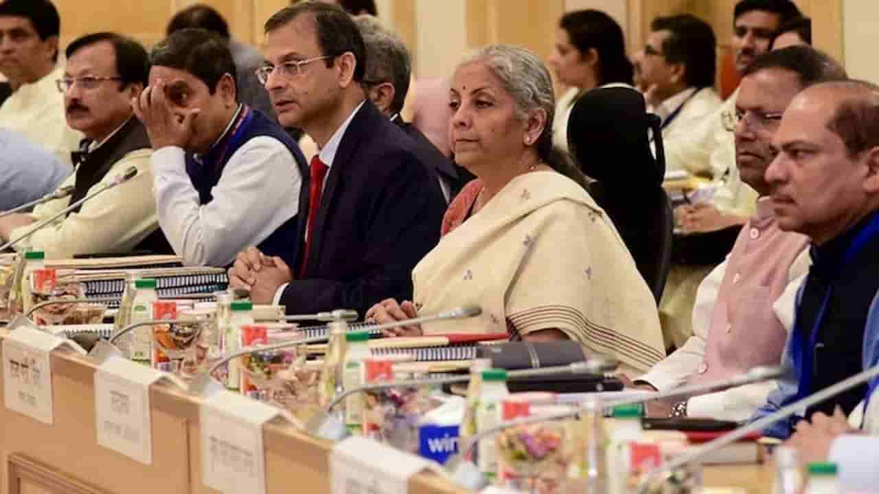 GST Council: వ్యాపారులకు డబుల్ గుడ్న్యూస్.. జీఎస్టీలో కొత్త సంస్కరణలు.. ఎప్పటి నుంచంటే?