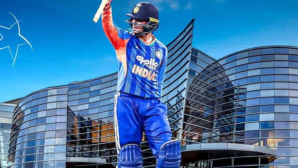టీ20ల్లో అభిషేక్ శర్మ అరుదైన రికార్డ్.. ఒకే ఏడాదిలో దుమ్మురేపాడుగా..!