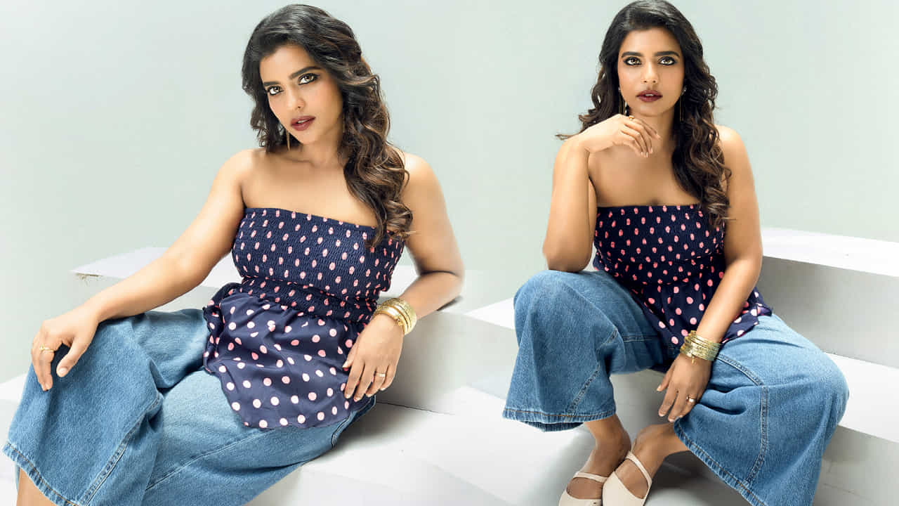 సౌత్ ఇండస్ట్రీలో తనకంటూ ప్రత్యేక గుర్తింపు తెచ్చుకున్న హీరోయిన్లలో ఐశ్వర్య రాజేశ్ ఒకరు. గ్లామర్ పాత్రలకే పరిమితం కాకుండా, నటనకు ప్రాధాన్యత ఉన్న విభిన్నమైన కథలను ఎంచుకుంటూ ప్రేక్షకులకు దగ్గరవుతున్నారు. తెలుగు, తమిళ చిత్రాల్లో నటిస్తూ తనదైన ముద్ర వేస్తున్న ఈ అందాల భామ.. ఓ పాడ్కాస్ట్లో తన వ్యక్తిగత జీవితం, సినీ ప్రయాణానికి సంబంధించిన ఆసక్తికర విషయాలను పంచుకున్నారు.