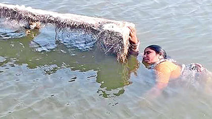 చావు అంచుల నుంచి బయటపడిన మహిళ