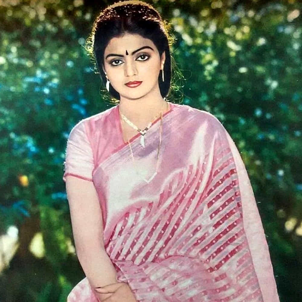 ఈ వ్యాఖ్యలపై భానుప్రియ వివరణ ఇచ్చారు. చిరంజీవి కంటే బాగా చేయాలనే తపన తనకు ఎప్పుడూ లేదని స్పష్టం చేశారు. తాను ఆయన డ్యాన్స్ను చాలా ఆరాధించేదానినని పేర్కొన్నారు. తనలో ఉండేది కేవలం బాగా చేయాలి, పరిపూర్ణత ఉండాలి అనే తపన మాత్రమేనని చెప్పారు. తన క్లాసికల్ డ్యాన్స్ (కూచిపూడి) నేపథ్యం నుంచి ఈ పర్ఫెక్షన్ తపన వచ్చిందని వివరించారు. తన గురువులు తాళం సరిగ్గా రాకపోతే కోప్పడేవారని, ఆ ప్రభావం తనపై ఉండేదని భానుప్రియ అన్నారు.