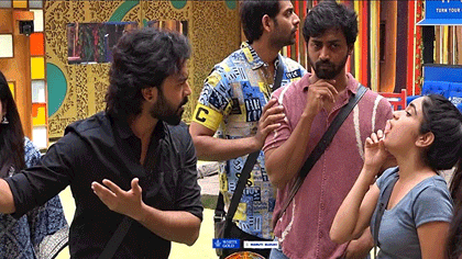 నేను కాళ్లు పట్టుకోమన్నానా..!