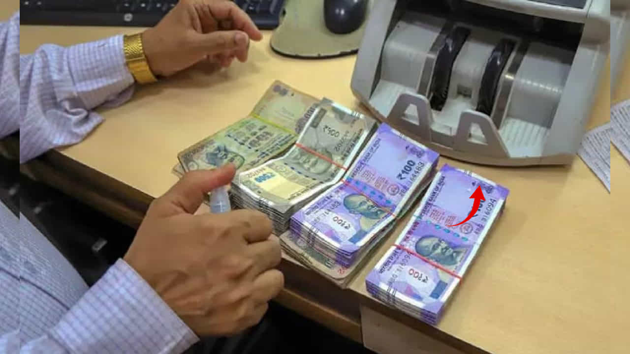 పెద్ద ఎఫ్డీ పెట్టుబడిదారులు ఏమి చేయాలి? రూ. 3 కోట్లు లేదా అంతకంటే ఎక్కువ డిపాజిట్ చేసేవారు ఎఫ్డీ బుక్ చేసే ముందు బ్యాంకు అధికారిక వెబ్సైట్లో ఆ రోజు ప్రచురించిన వడ్డీ రేట్లను తనిఖీ చేయాలి. డిపాజిట్ చేసిన రోజున ప్రచురించిన వడ్డీ రేటు స్క్రీన్షాట్ లేదా రికార్డును భద్రపరుచుకోవడం మంచిది. బాండ్ లేదా డిపాజిట్ రశీదులోని వడ్డీ రేటు వెబ్సైట్లో పేర్కొన్న రేటుతో సరిపోలుతుందో లేదో సరిచూసుకోవాలి.