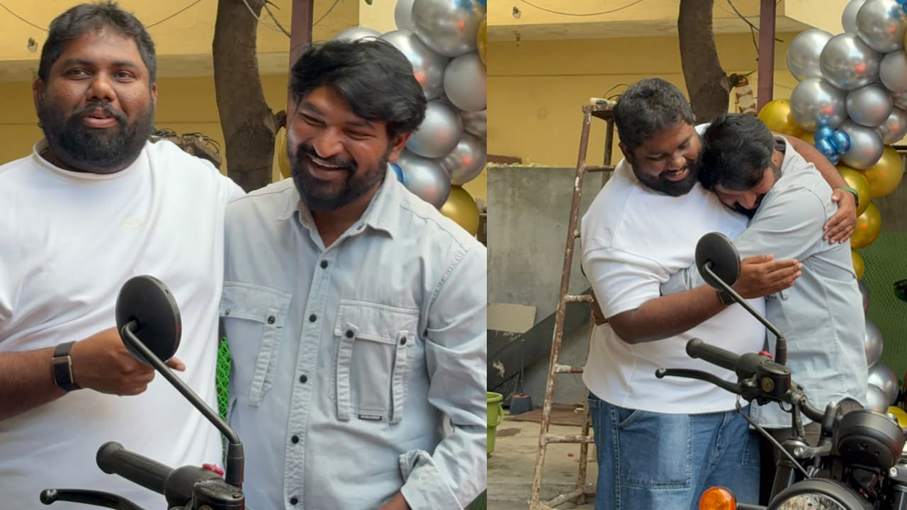 గత కొద్దీ రోజుల నుంచి ఏ సోషల్ మీడియా ప్లాట్ ఫామ్ చూసిన లీస్ట్ ఎలిజిబుల్ బ్యాచిలర్ వెబ్ సీరీస్ వీడియోస్ తెగ వైరల్ అవుతున్నాయి. ఒక్క దెబ్బకు జబర్దస్త్ ఫేమ్ డేగల బాబు జీవితం కూడా మారిపోయింది. ఎందుకంటే, తను డైరెక్ట్ చేసిన లీస్ట్ ఎలిజిబుల్ బ్యాచిలర్ వెబ్ సిరీస్ రికార్డ్స్ మీద రికార్డ్స్ బ్రేక్ చేస్తుంది.