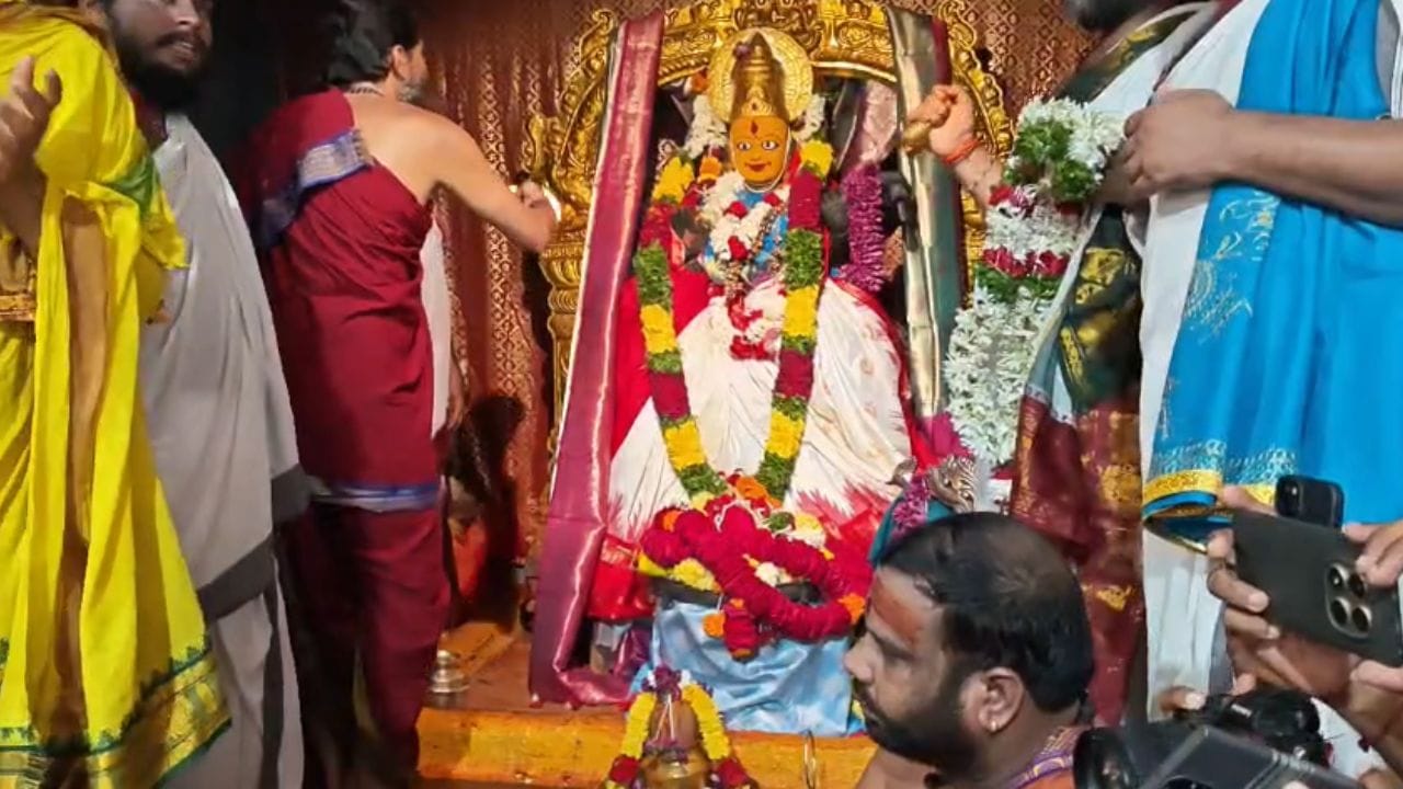 Devi Navaratri Adilabad (2)