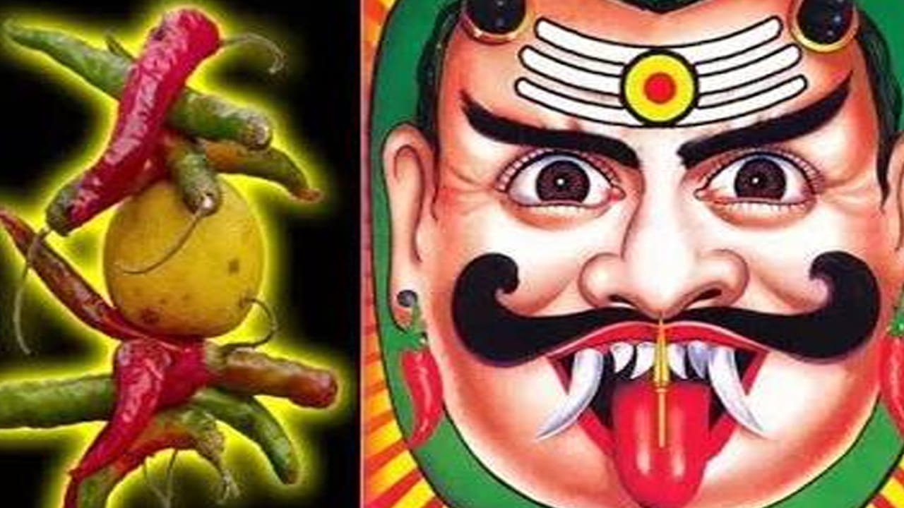 కానీ, అపారమైన ఆకలితో ఉన్న కీర్తిముఖుడు తన ఆకలిని తీర్చుకోవడానికి స్వయంగా శివుడినే మింగడానికి ప్రయత్నించాడు. అది చూసిన శివుడు కీర్తిముఖుడితో ఇలా ఆజ్ఞాపించాడు: "ఓ కీర్తిముఖా, నీ ఆకలి తీరాలంటే నీ శరీరాన్ని నువ్వే తిను." శివుడి మాటలను పాటిస్తూ, కీర్తిముఖుడు తన శరీరాన్ని తానే తినడం ప్రారంభించాడు. చివరికి అతని తల మాత్రమే మిగిలింది.