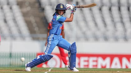 IND W vs ZIM W: హర్మన్ ప్రీత్ సెంచరీ.. భారీ స్కోర్ దిశగా భారత్..