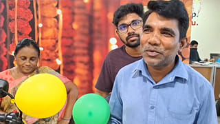 Khammam: భర్త కష్టం చూసి చలించిన భార్య.. చిల్లర నాణేలతో రూ.50 వేలు పొదుపు చేసి..