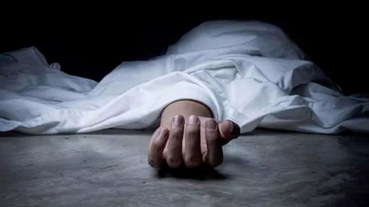 Hyderabad: లైంగిక ఆరోపణలతో DRDO ఉద్యోగిపై దాడి.. హాస్పిటల్కు తరలించేలోపే..