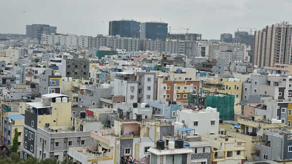 Hyderabad: ప్రస్తుతం హైదరాబాద్లో సగటు ఇంటి విలువ ఎంతో తెలుసా..?