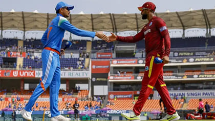 టాస్ గెలిచిన భారత్.. సరిస్‌లో ఆధిక్యం ఎవరిదయ్యోనో..?