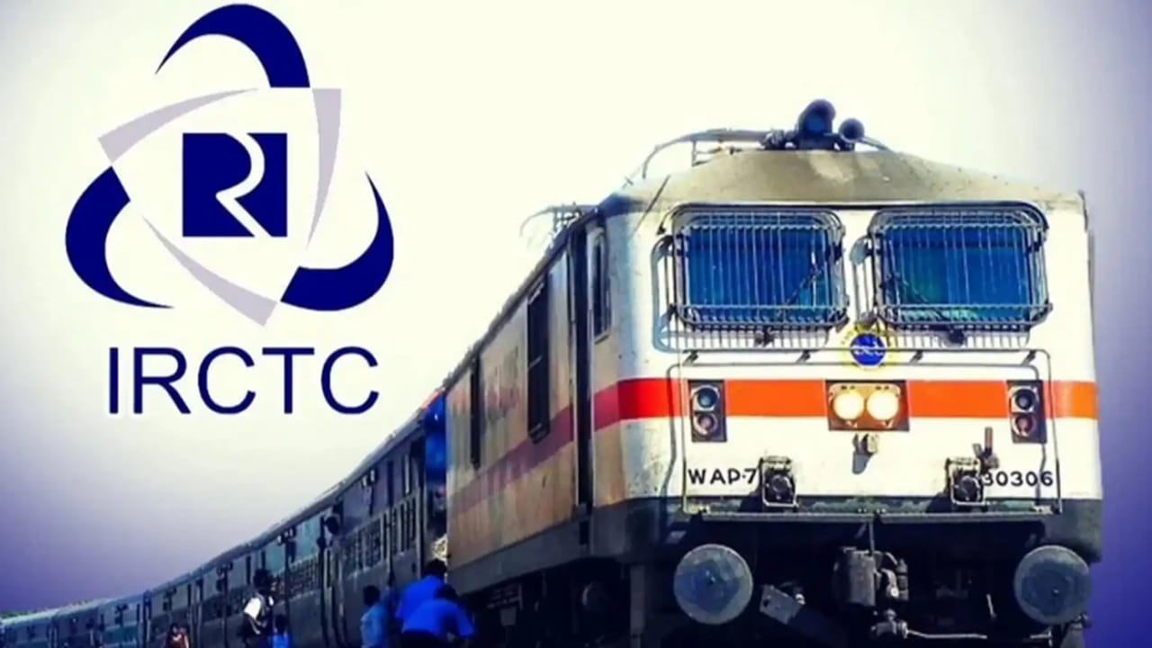 వెయిటింగ్ లిస్ట్ రకంపై టికెట్ కన్ఫర్మేషన్ అనేది ఆధారపడింది. జనరల్ వెయిటింగ్ టికెట్ల కన్పార్మ్ అయ్యే అవకాశాలు ఎక్కువగా ఉంటాయి. రిమోట్ లొకేషన్, తత్కాల్ వెయిటింగ్ లిస్ట్ కన్పర్మేషన్ అయ్యే అవకాశాలు తక్కువగా ఉంటాయి. జనరల్, సీనియర్ సిటిజన్, మహిళా కోటాలో టికెట్ బుక్ చేసుకున్నారా అనే విషయంపై ఆధారపడి ఉంటుంది. ఆన్లైన్,ఆఫ్లైన్ ఏ విధానంలో బుక్ చేసుకున్నా పెద్దగా తేడా అనేది ఉండదు.