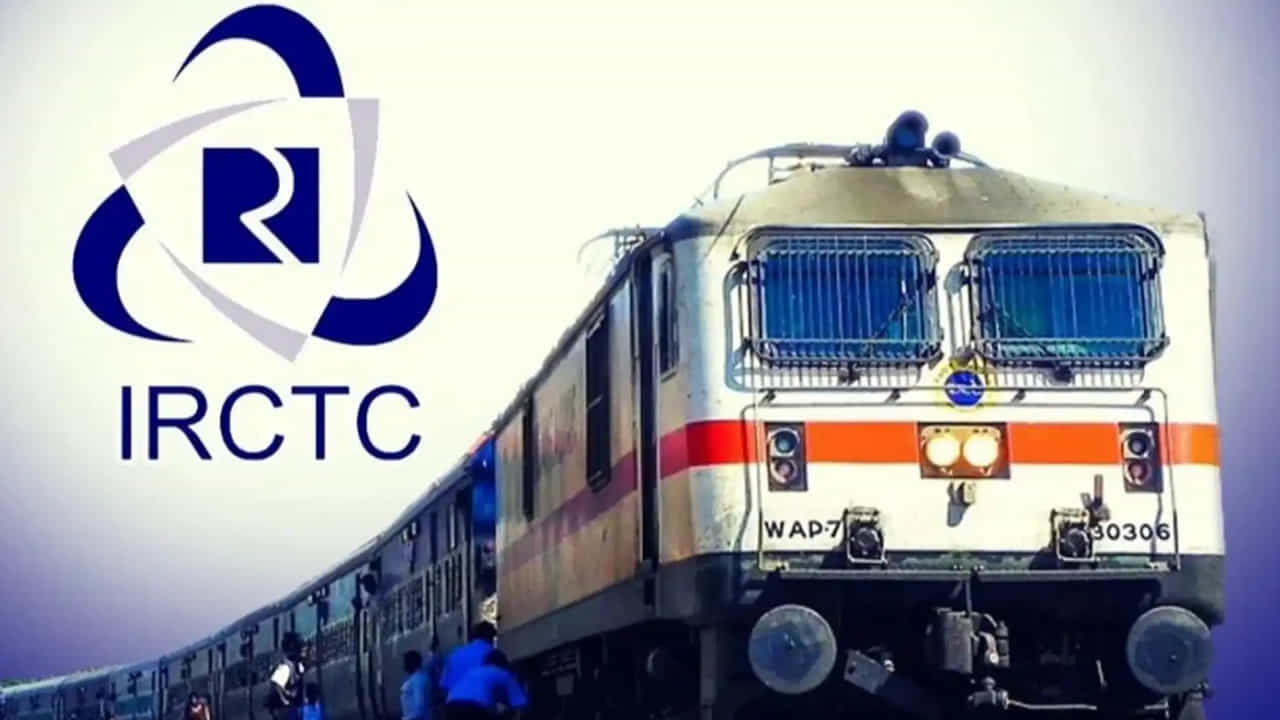 వెయిటింగ్ లిస్ట్ రకంపై టికెట్ కన్ఫర్మేషన్ అనేది ఆధారపడింది. జనరల్ వెయిటింగ్ టికెట్ల కన్పార్మ్ అయ్యే అవకాశాలు ఎక్కువగా ఉంటాయి. రిమోట్ లొకేషన్, తత్కాల్ వెయిటింగ్ లిస్ట్ కన్పర్మేషన్ అయ్యే అవకాశాలు తక్కువగా ఉంటాయి. జనరల్, సీనియర్ సిటిజన్, మహిళా కోటాలో టికెట్ బుక్ చేసుకున్నారా అనే విషయంపై ఆధారపడి ఉంటుంది. ఆన్‌లైన్,ఆఫ్‌లైన్ ఏ విధానంలో బుక్ చేసుకున్నా పెద్దగా తేడా అనేది ఉండదు.
