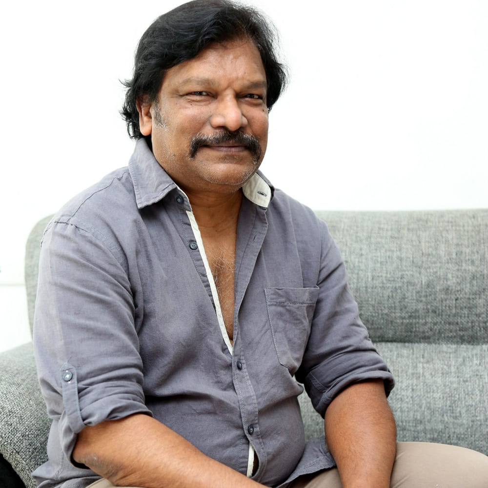 జూనియర్ ఎన్టీఆర్ నటన, ఎనర్జీకి తగినట్టుగా కథను తీర్చిదిద్దామని తెలిపారు . కథకు మూలం, ప్రధాన ఆలోచన రాధాకృష్ణదే అయినప్పటికీ.. తన అనుభవాలు, ఆలోచనలు, స్పందనలను జోడించి ఎన్టీఆర్కు సరిపోయేలా సినిమాను రూపొందించినట్లు పేర్కొన్నారు. ఈ కథను ఎన్టీఆర్కు చెప్పినప్పుడు ఆయన వెంటనే అంగీకరించారని కృష్ణవంశీ గుర్తుచేసుకున్నారు. కథ విన్న ఎన్టీఆర్.. బాగుందన్నయ్యా.. చేసేద్దాం అన్నారని తెలిపారు. దీంతో సినిమాను ఎంతో శ్రమించి తెరకెక్కించినట్లు చెప్పారు. సినిమాలోని భావోద్వేగాలు, సామాజిక సందేశం ప్రేక్షకులను బలంగా ఆకట్టుకుంటాయని ఆశించినప్పటికీ, విడుదల తర్వాత వచ్చిన ఫలితం తనను నిరాశపరిచిందని వెల్లడించారు.