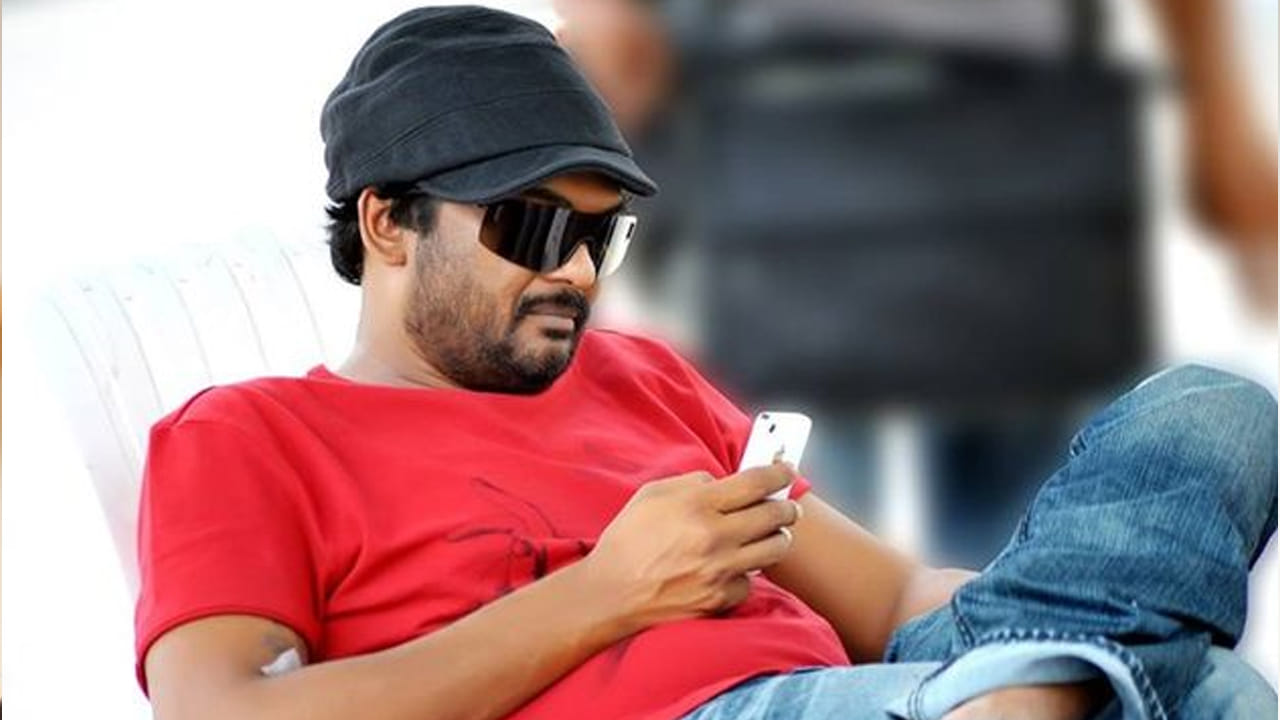 రెండవ కీలక అంశం మానసిక ఆరోగ్యం, స్పష్టమైన ఆలోచనలు. ఏది తప్పో, ఏది ఒప్పో స్పష్టంగా తెలుసుకుంటే జీవితంలో సగం సమస్యలు తగ్గుతాయని పూరి జగన్నాథ్ పేర్కొన్నారు. పిచ్చి నమ్మకాలు, భయాలు, అత్యాశలు, మూఢనమ్మకాలకు దూరంగా ఉండటం వల్ల జీవితం మరింత మెరుగుపడుతుందని ఆయన సూచించారు. ఖాళీగా ఉండకుండా ఎప్పుడూ ఏదో ఒక పనిలో నిమగ్నమై ఉండటం వల్ల జీవితంపై పట్టు దొరుకుతుంది. సోషల్ మీడియాకు దూరంగా ఉండగలిగితే బాహ్య ప్రభావాల నుండి మనల్ని మనం రక్షించుకోవచ్చని ఆయన అభిప్రాయపడ్డారు.