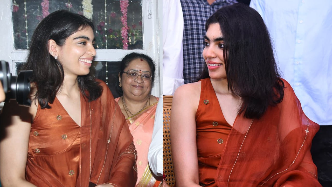  ప్రస్తుతం మోక్షదకు సంబంధించిన ఫొటోలు, వీడియోలు నెట్టింట వైరలవుతున్నాయి. వీటిని చూసిన నెటిజన్లు క్రేజీ కామెంట్స్ వస్తున్నారు. ' సినిమాల్లోకి ఎప్పుడు వస్తున్నారు మేడమ్'? అంటూ ప్రశ్నలు సంధిస్తున్నారు.
