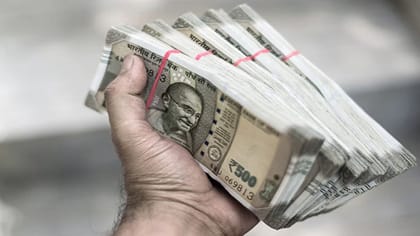 4 ఎకరాల సాగుతో రూ.35లక్షల ఆదాయం.. ఈ యువరైతు టెక్నిక్