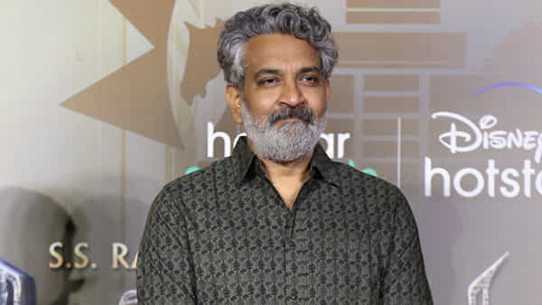 Rajamouli: హాలీవుడ్ నుంచి చాలా ఆఫర్స్ వచ్చాయి.. కానీ.. వారణాసిపై అప్డేట్ ఇచ్చిన రాజమౌళి..